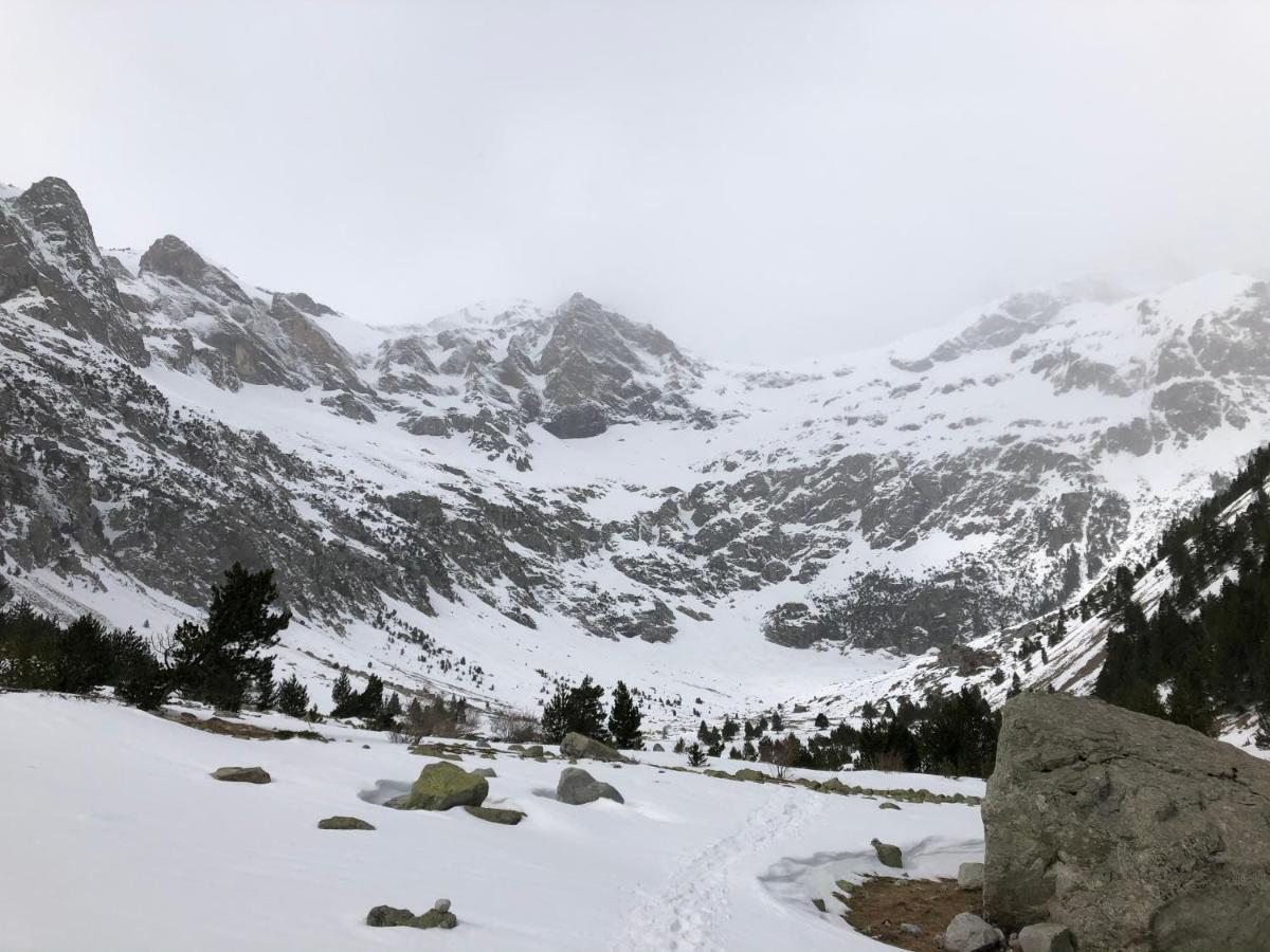Hostal Pirineos Meliz Bielsa Zewnętrze zdjęcie